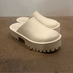 Jeffrey Campbell Cream Platform Mules